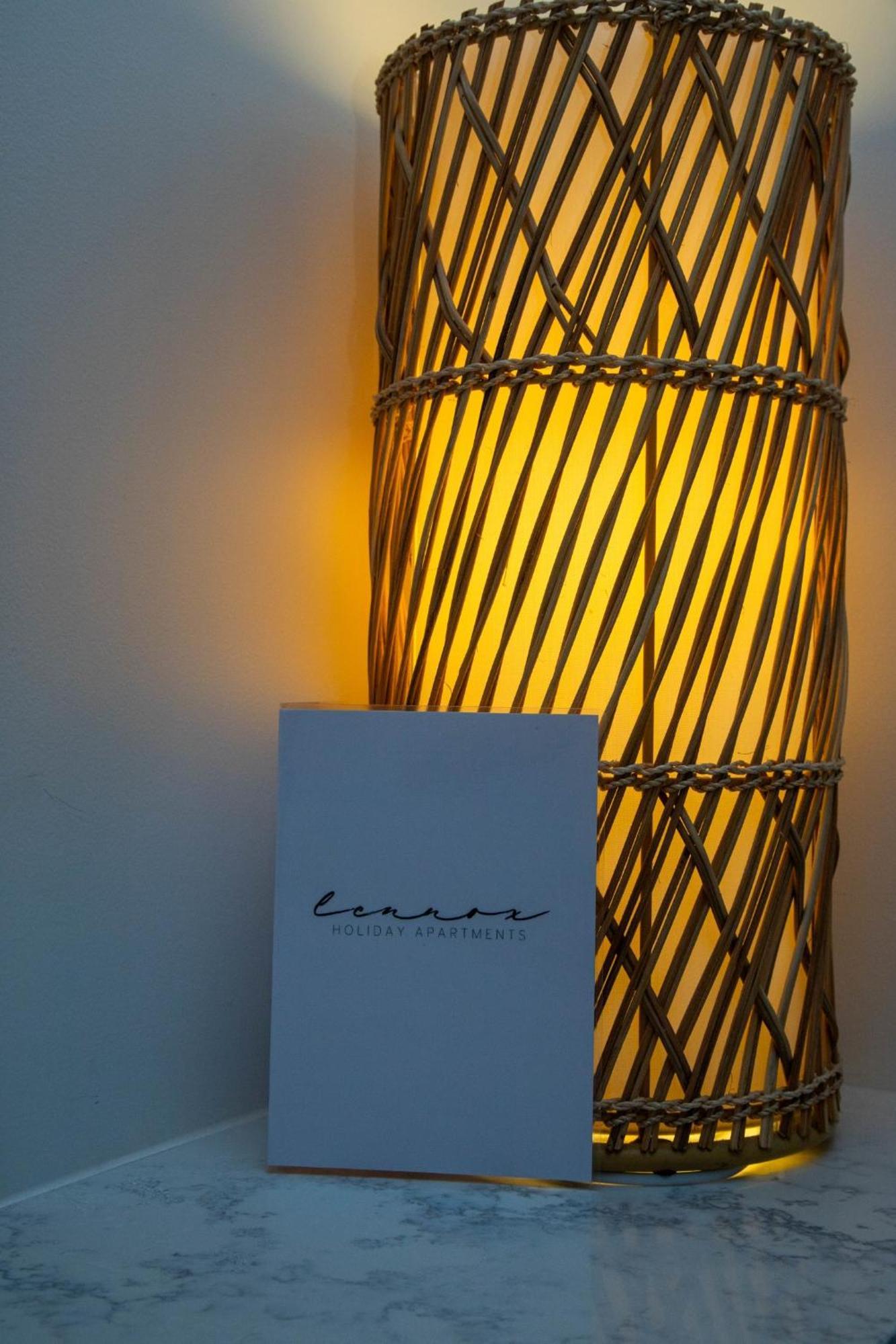 لينوكس هيد Lennox Holiday Apartments المظهر الخارجي الصورة