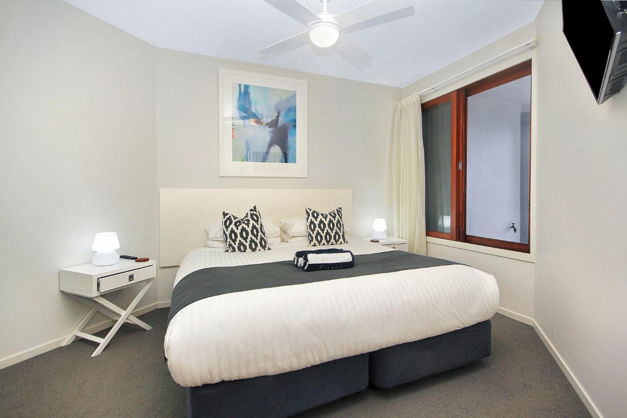 لينوكس هيد Lennox Holiday Apartments المظهر الخارجي الصورة